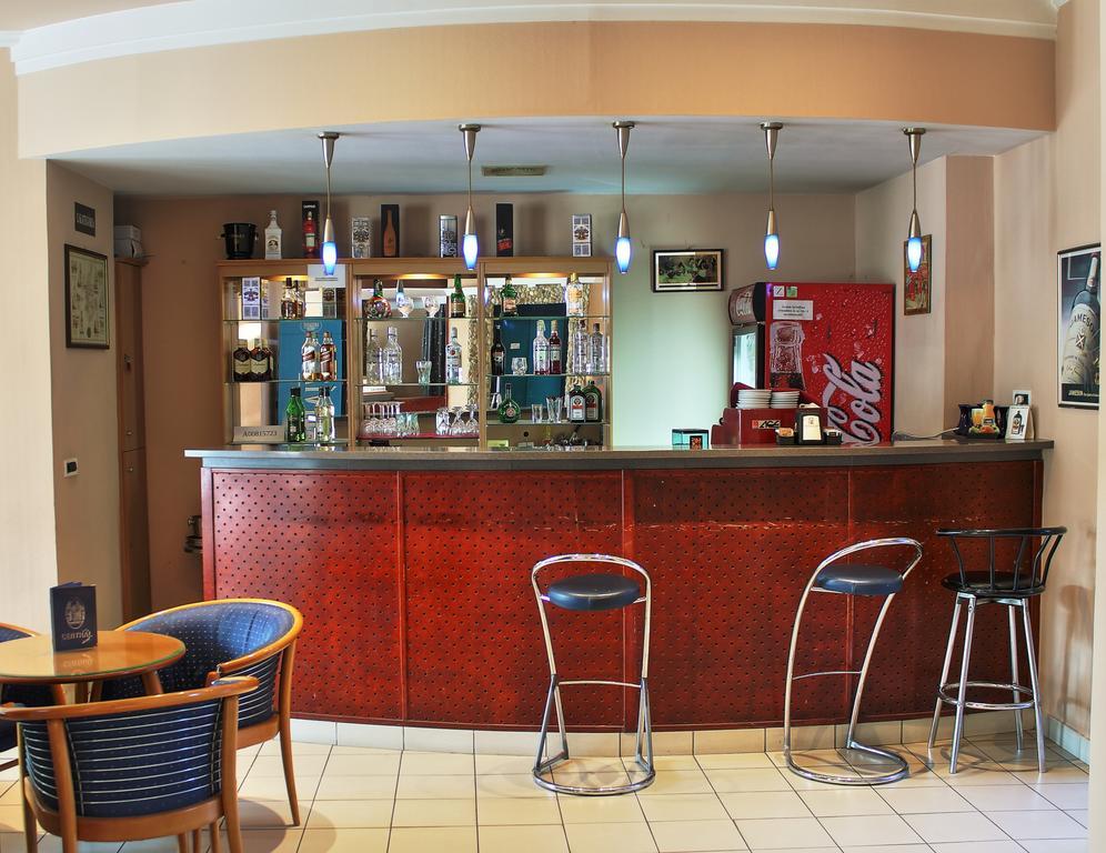 Hotel Central Nagykanizsa Ngoại thất bức ảnh