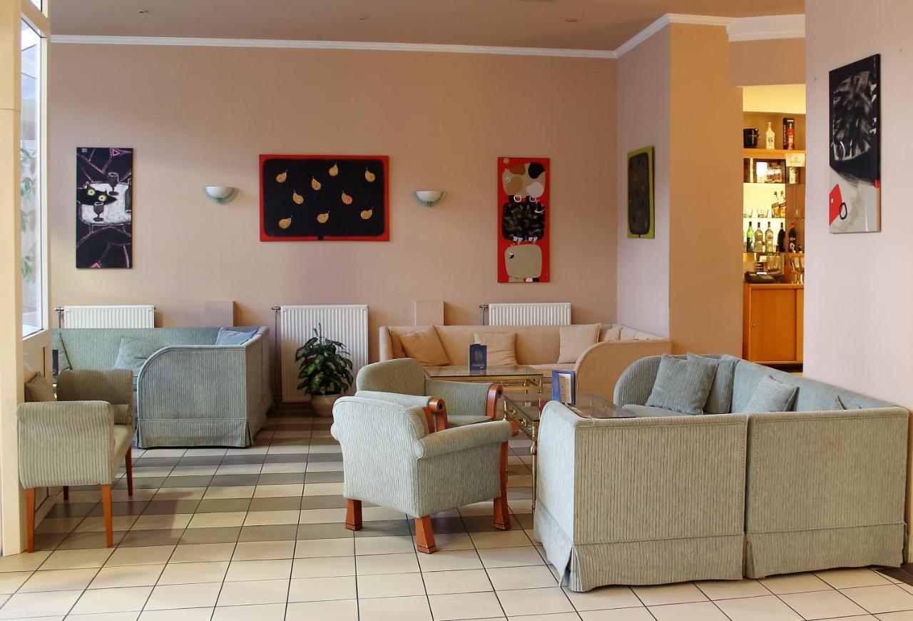 Hotel Central Nagykanizsa Ngoại thất bức ảnh
